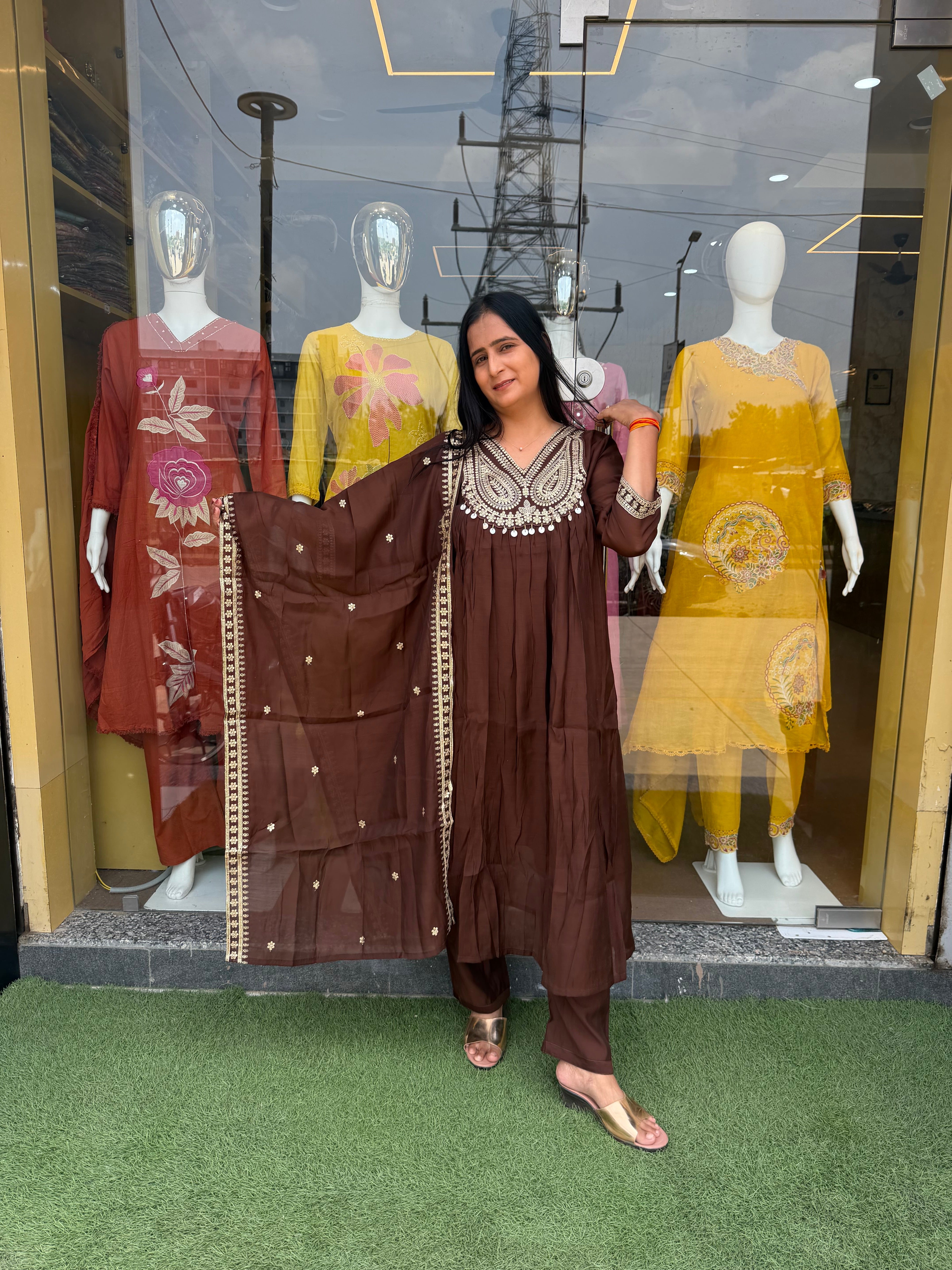 Heritage Embroidered Ethnic Set