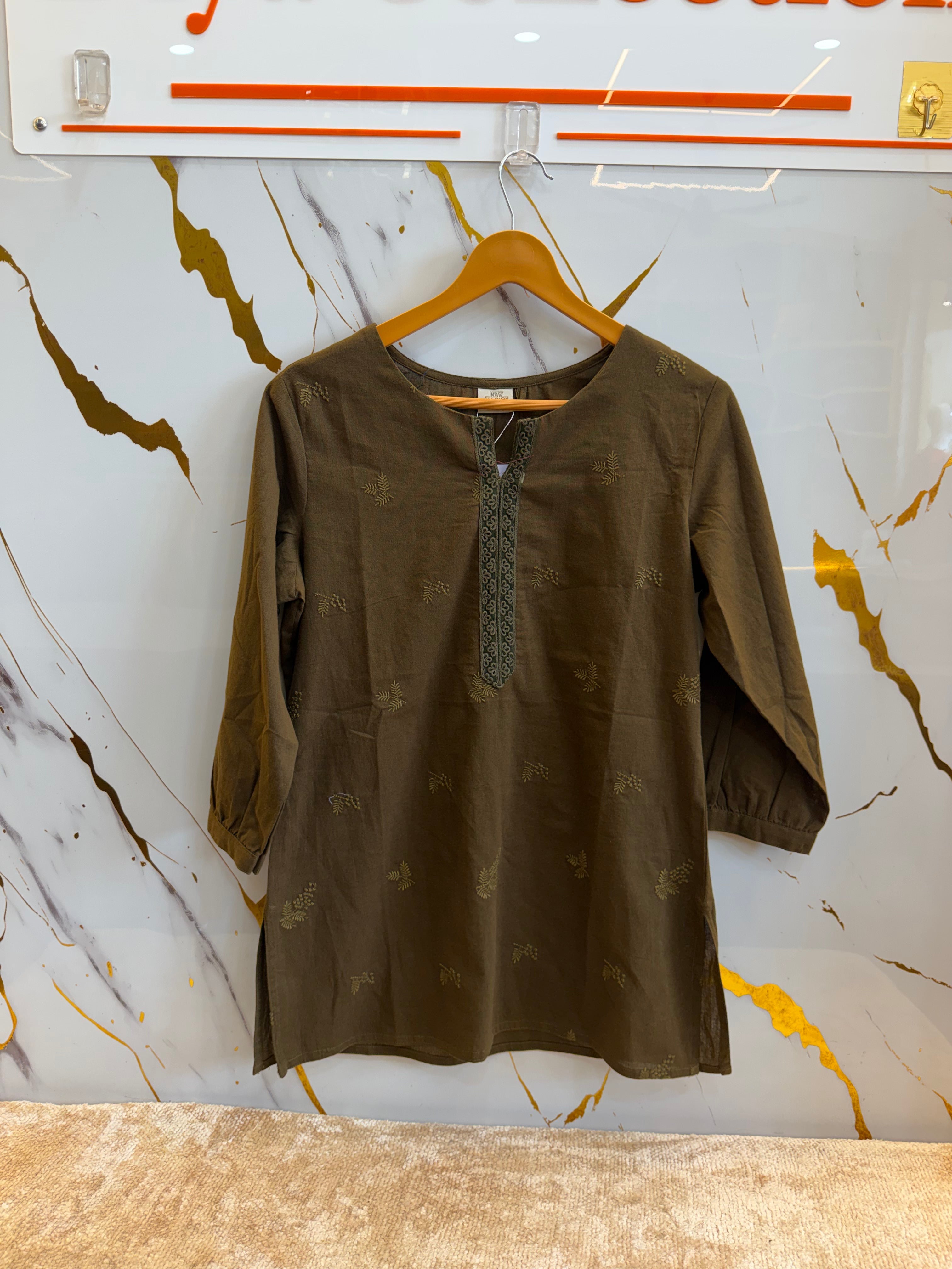 Sage Leaf Embroidered Kurti