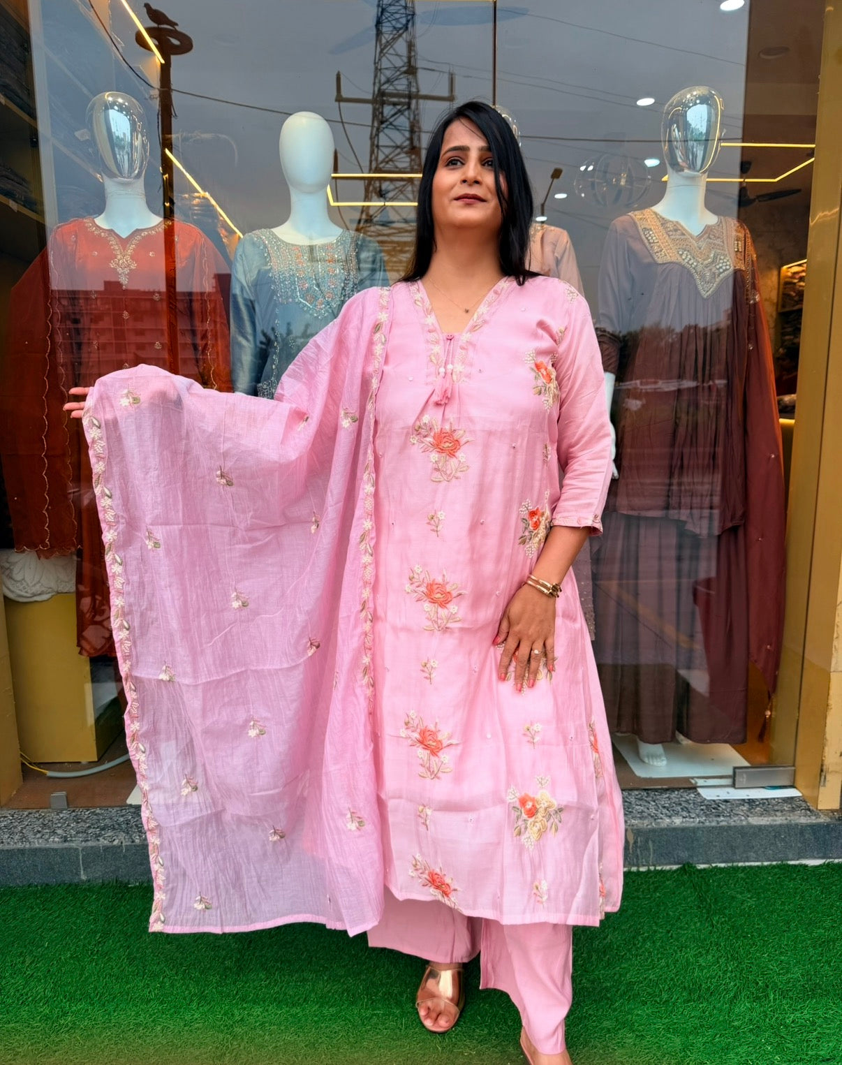 Noor-e-Gul Embroidered Suit