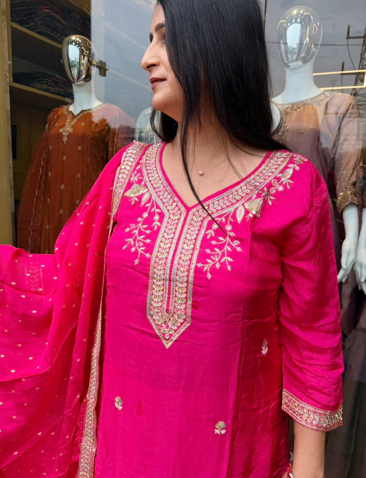 Rangrez Floral Elegance Suit Set