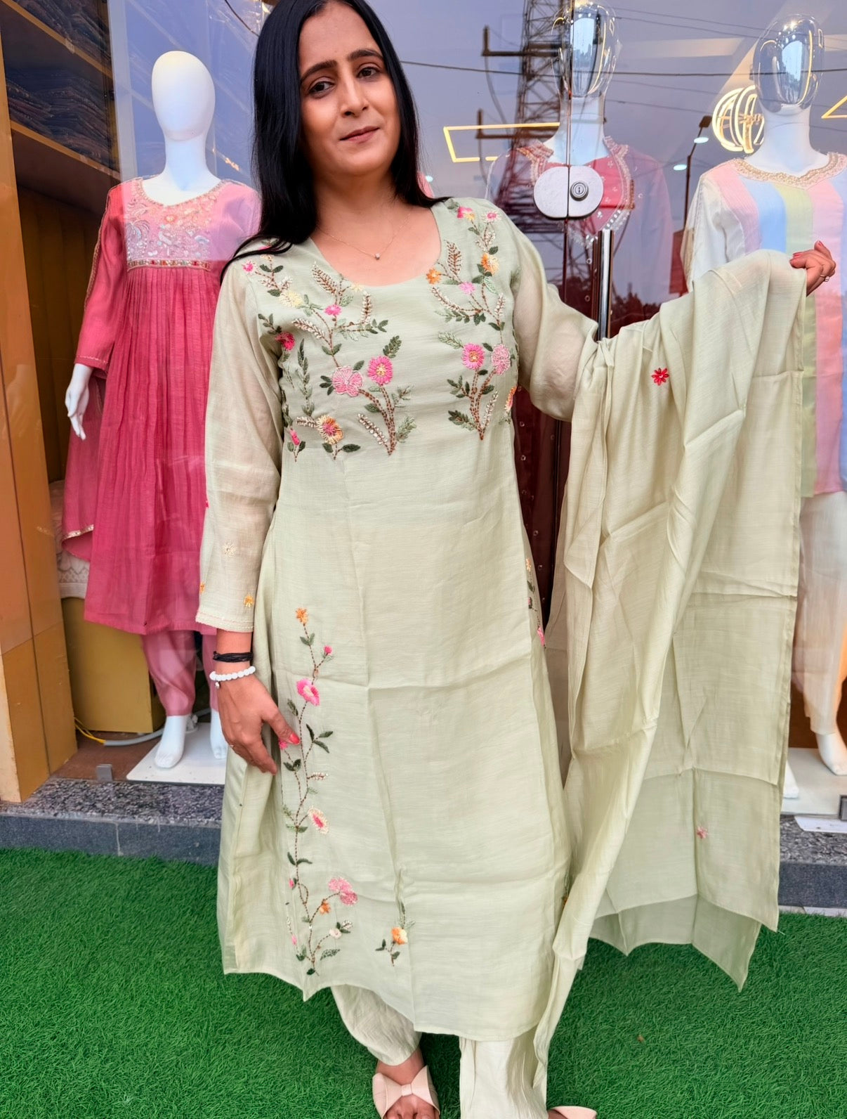 Spring Garden Premium Embroidery 3Pcs