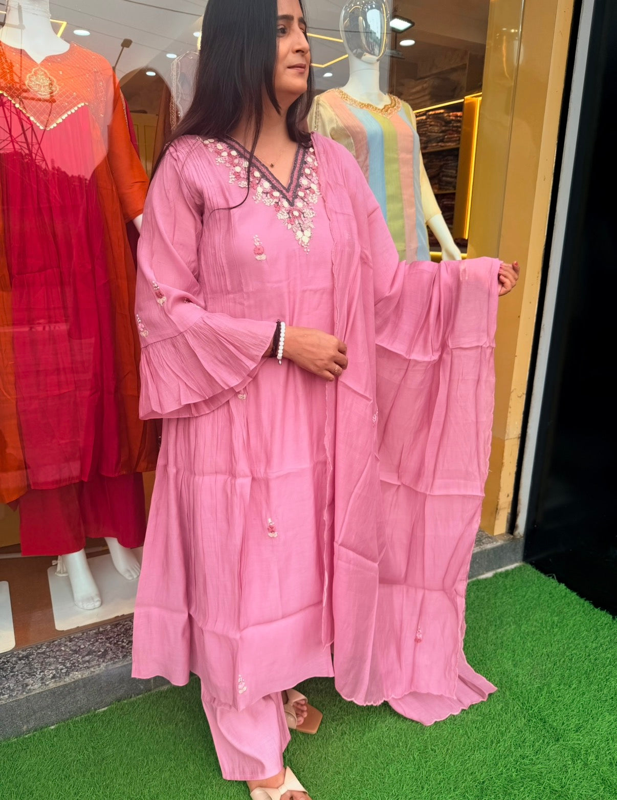 Ruhani Floral Kurta Set